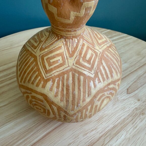 Vintage Hand-Carved Peru Native American Gourd With Intricate Geometric Patterns - Picture 5 of 10